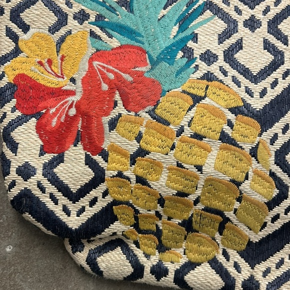 Vera bradley Vibrant Blue and Red Geometric Tote Bag - Picture 2 of 5